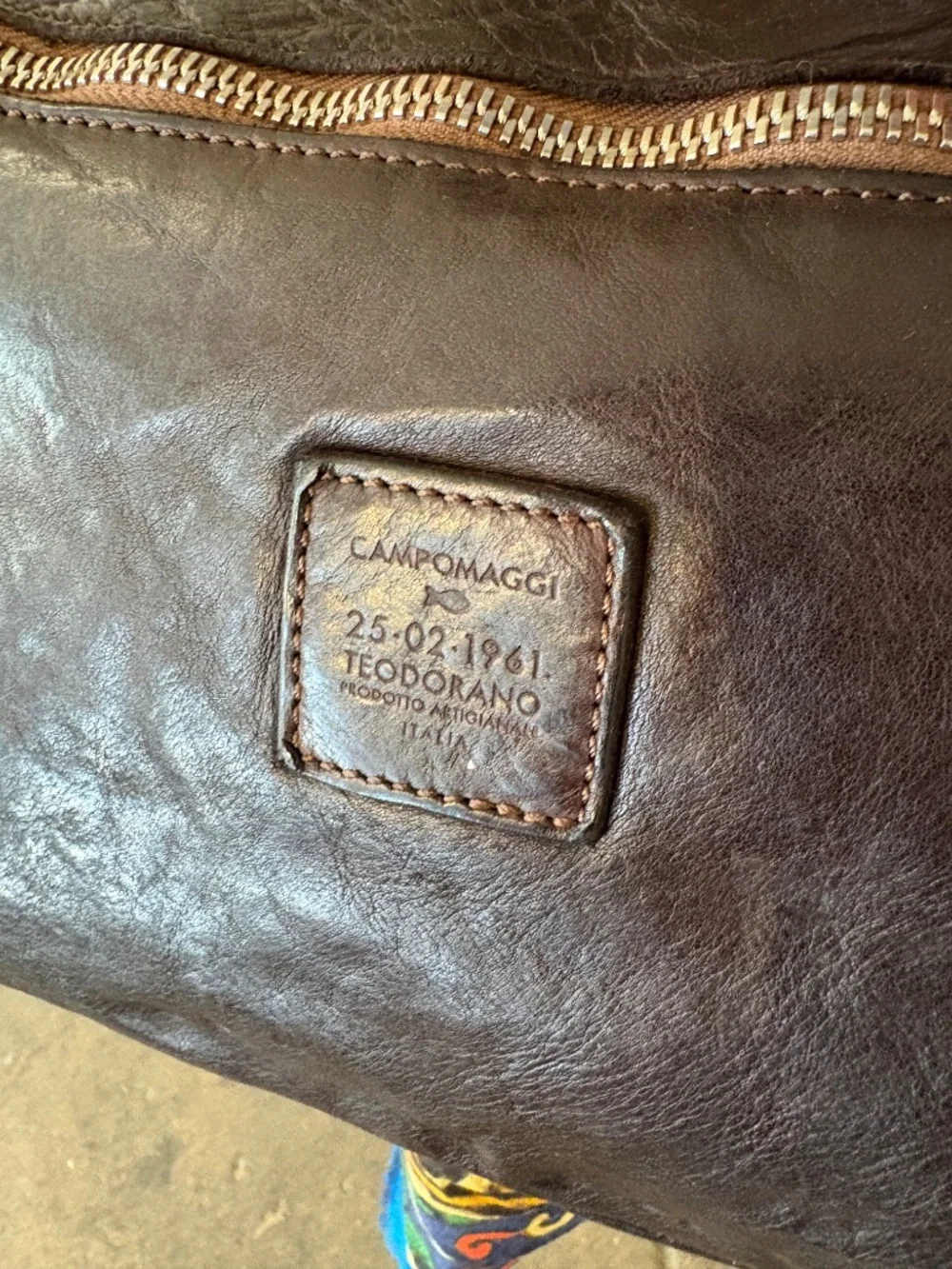 Campomaggi Tasso Marsupio Embossed Leather Crossbody Bag in Moro
